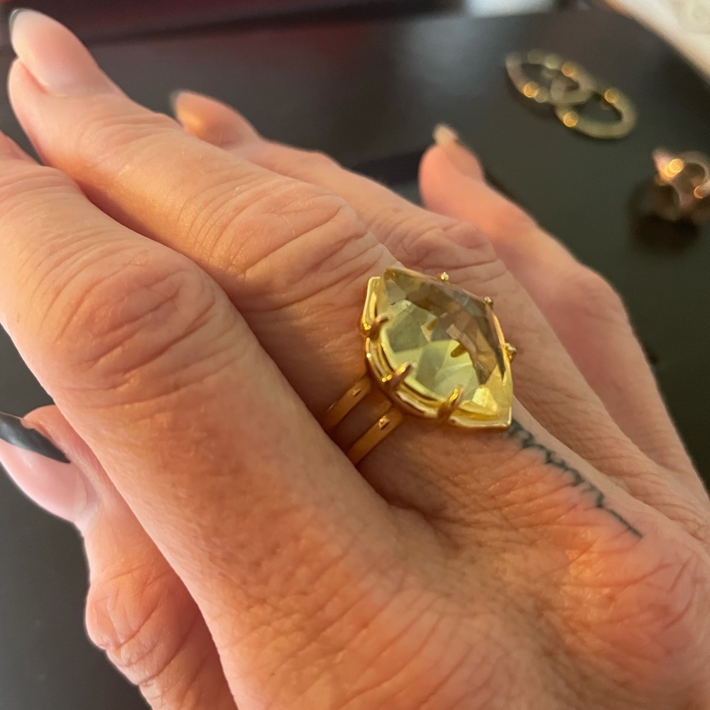Stella and dot adjustable ring